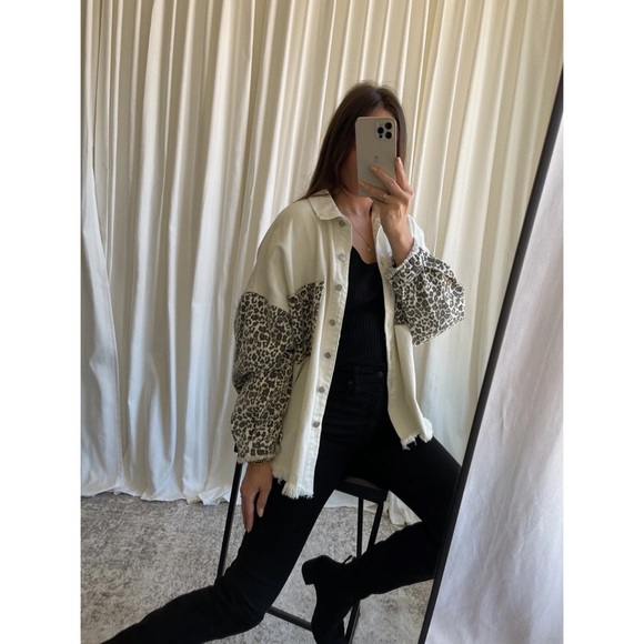 POL LIA LEOPARD JACKET — In Cream/Leopard - Picture 4 of 8